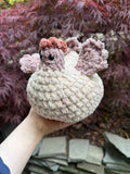 Beige & Brown Chicken